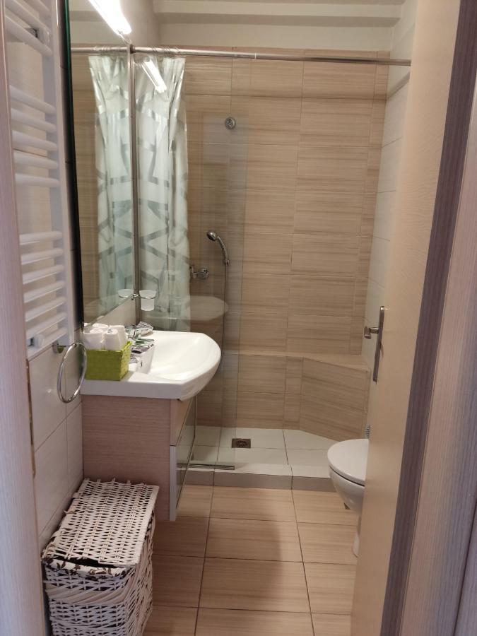 Central & Comfortable, With Acropolis View Атина Екстериор снимка